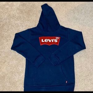 Levi’s sweatshirt